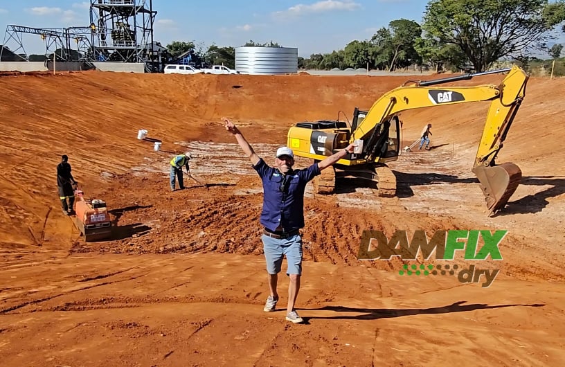 DAMFIX Dry is a dam sealer which works extremely well in new earth dams